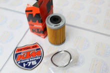 Load image into Gallery viewer, KTM 77038005044 OIL FILTER WITH GASKET      06