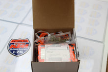 Load image into Gallery viewer, KTM 90238015010 OIL FILTER SERVICE KIT 390 DUKE